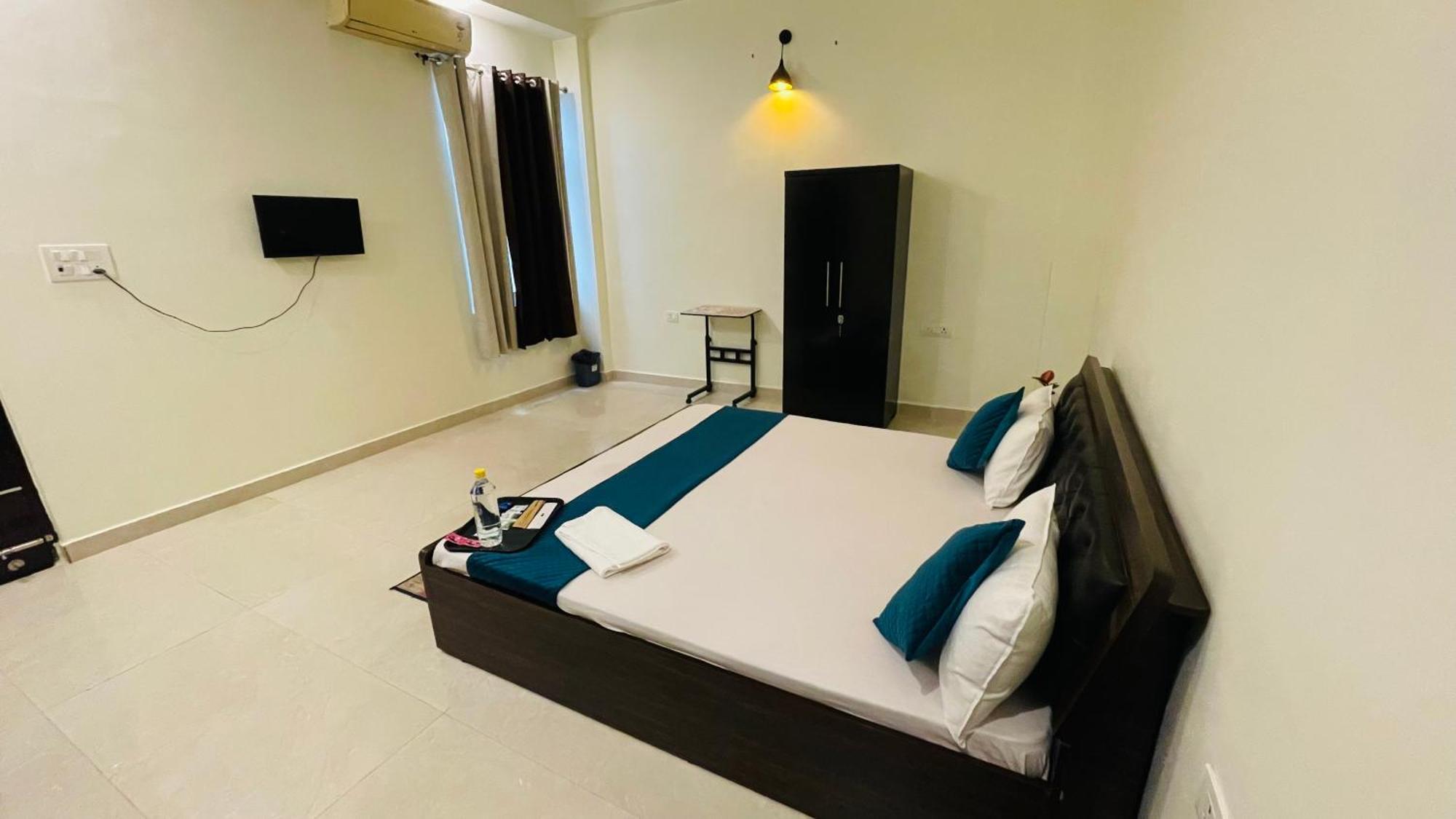 Atulyam Stays Sushant Golf City Lucknow Ngoại thất bức ảnh