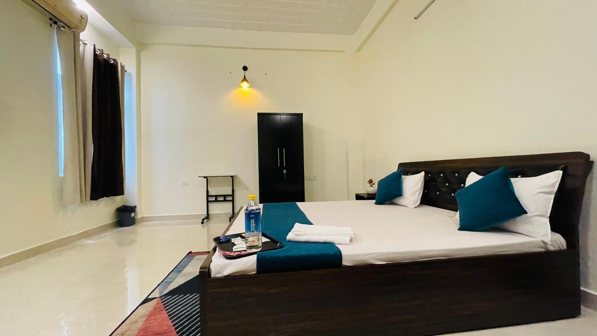 Atulyam Stays Sushant Golf City Lucknow Ngoại thất bức ảnh