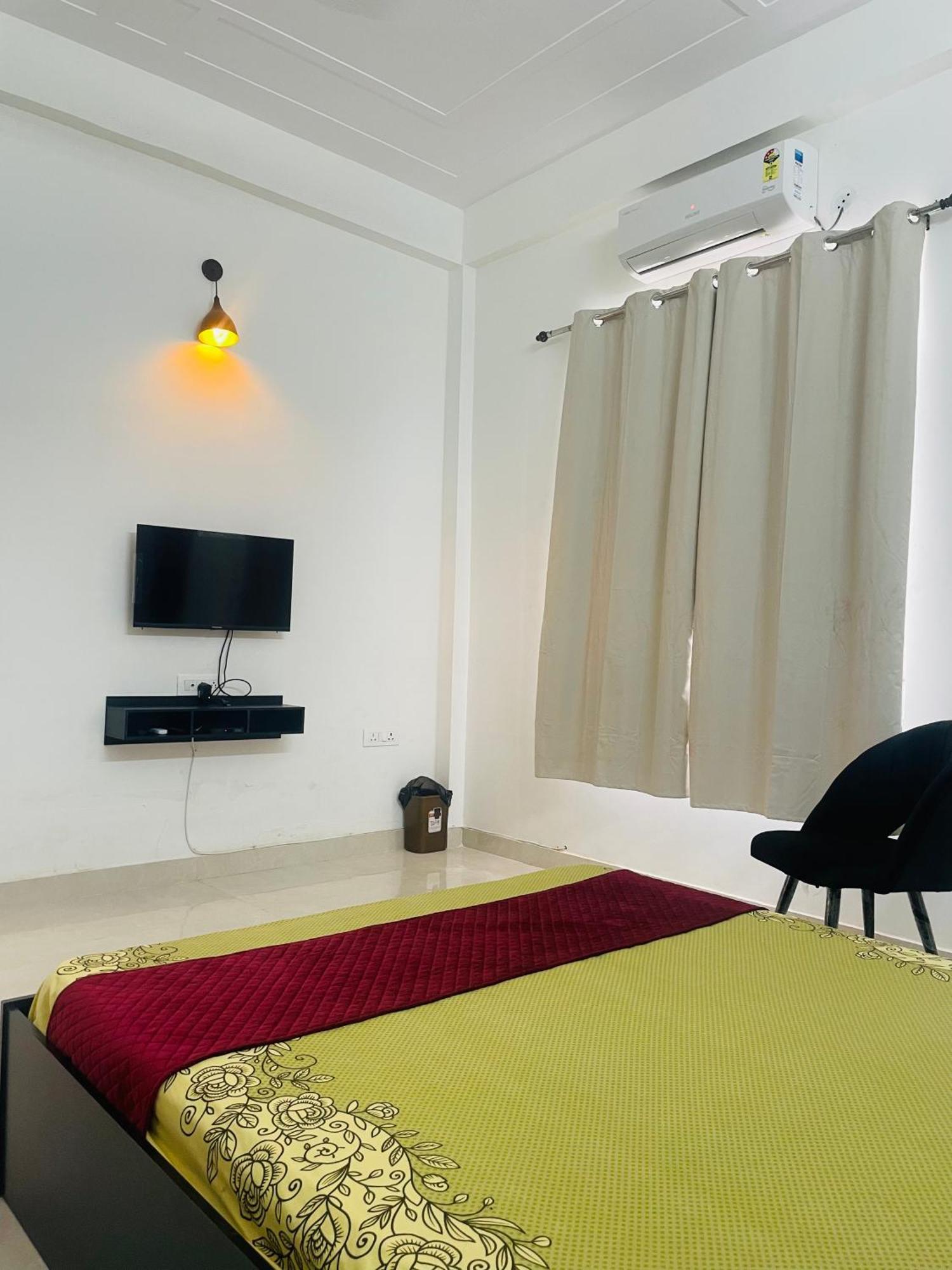 Atulyam Stays Sushant Golf City Lucknow Ngoại thất bức ảnh