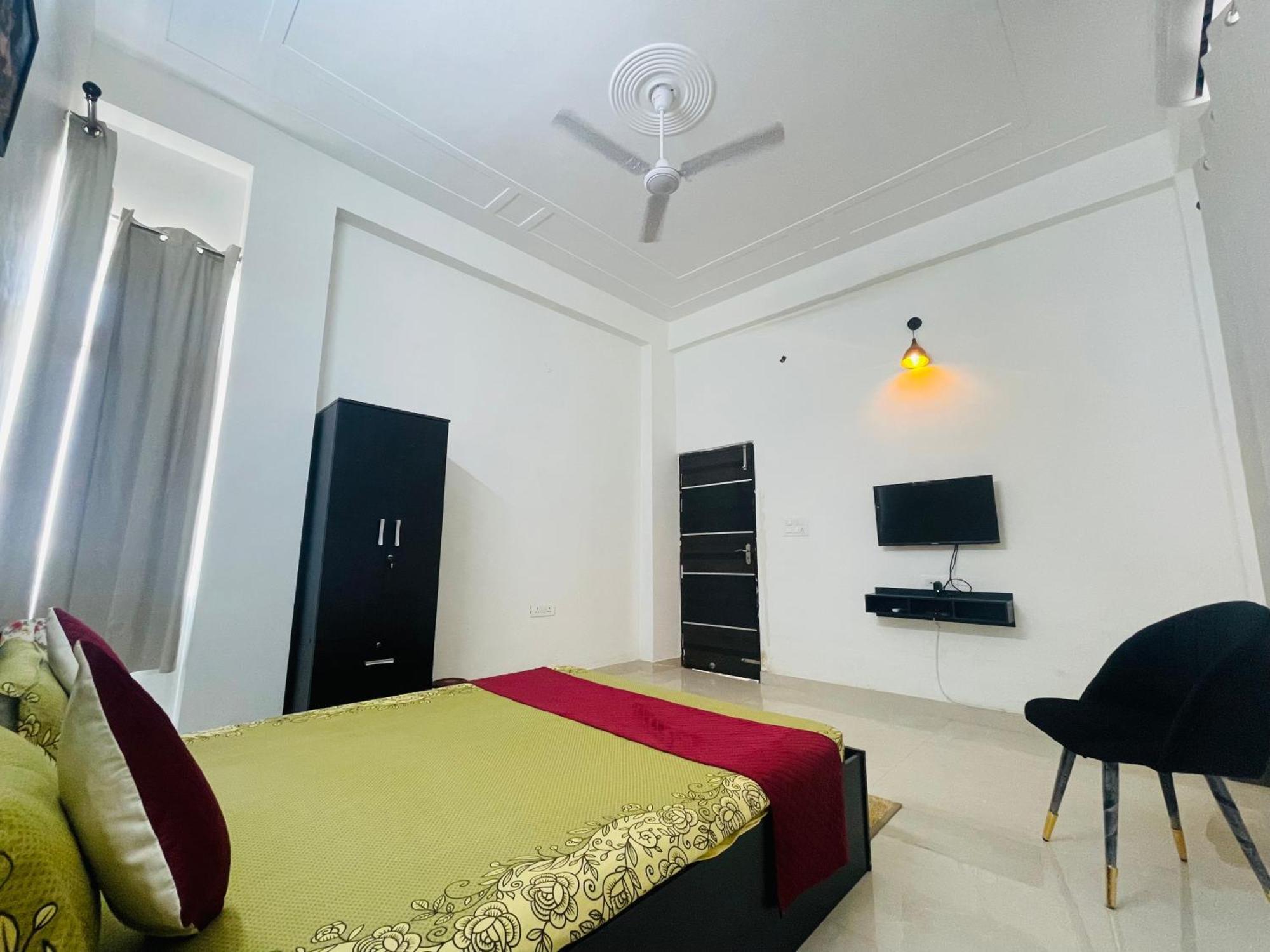 Atulyam Stays Sushant Golf City Lucknow Ngoại thất bức ảnh