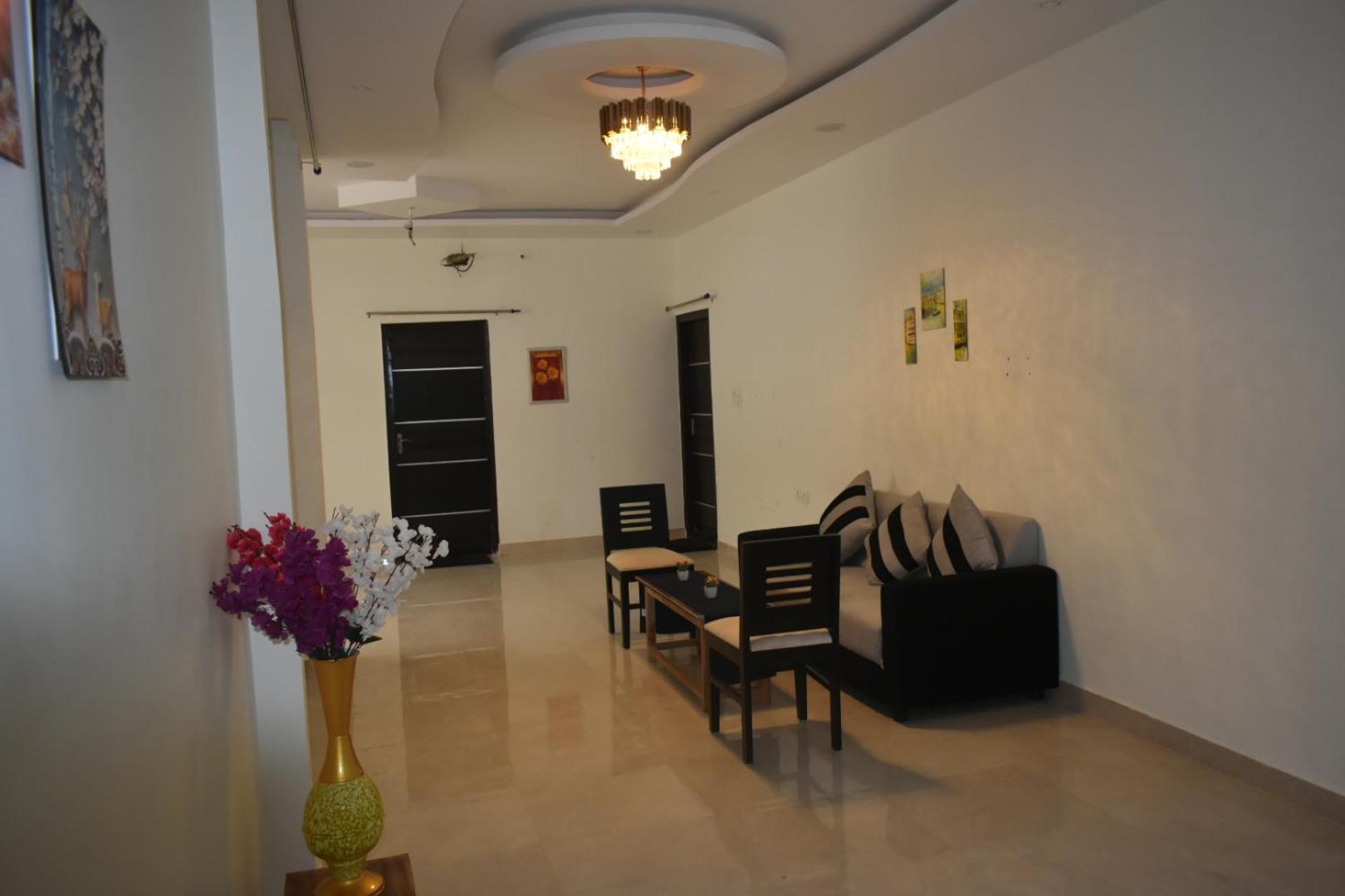 Atulyam Stays Sushant Golf City Lucknow Ngoại thất bức ảnh