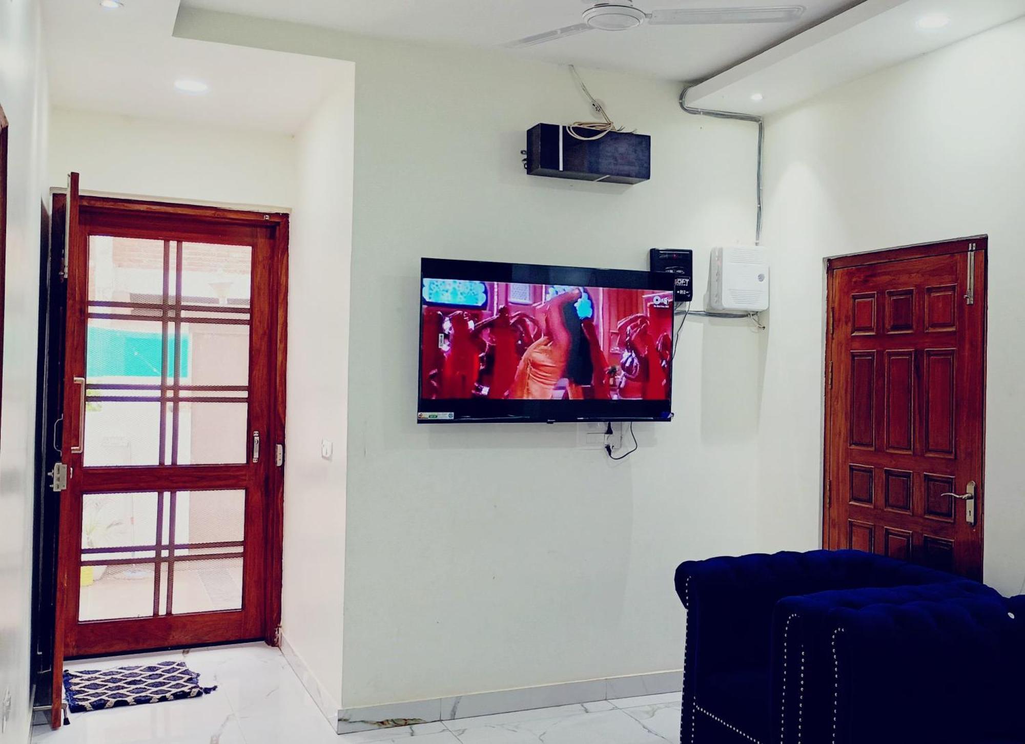 Atulyam Stays Sushant Golf City Lucknow Ngoại thất bức ảnh