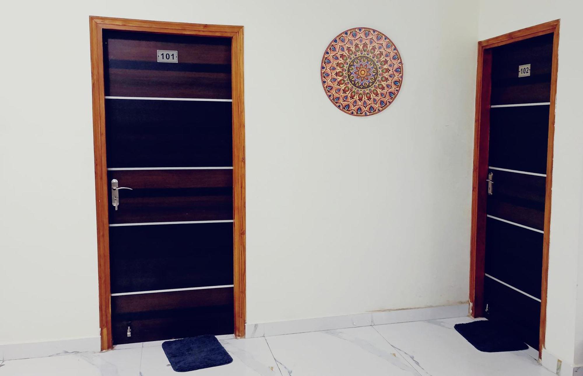 Atulyam Stays Sushant Golf City Lucknow Ngoại thất bức ảnh